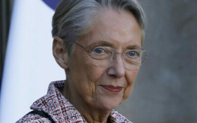 « 14 heures, Elisabeth Borne reconduite ministre de l’Education nationale pendant 14h » !