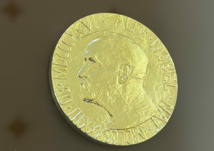 Portrait de Michel Devoret, prix Nobel de physique 2025