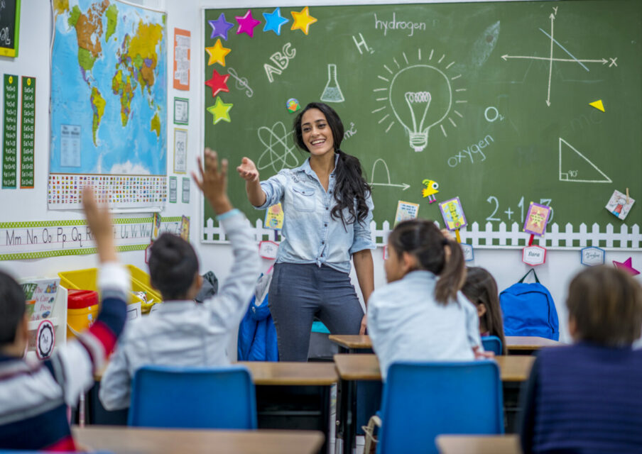 Journée mondiale des enseignants : la collaboration, thématique de l’édition 2025
