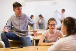Education morale et civique : initier le débat autrement