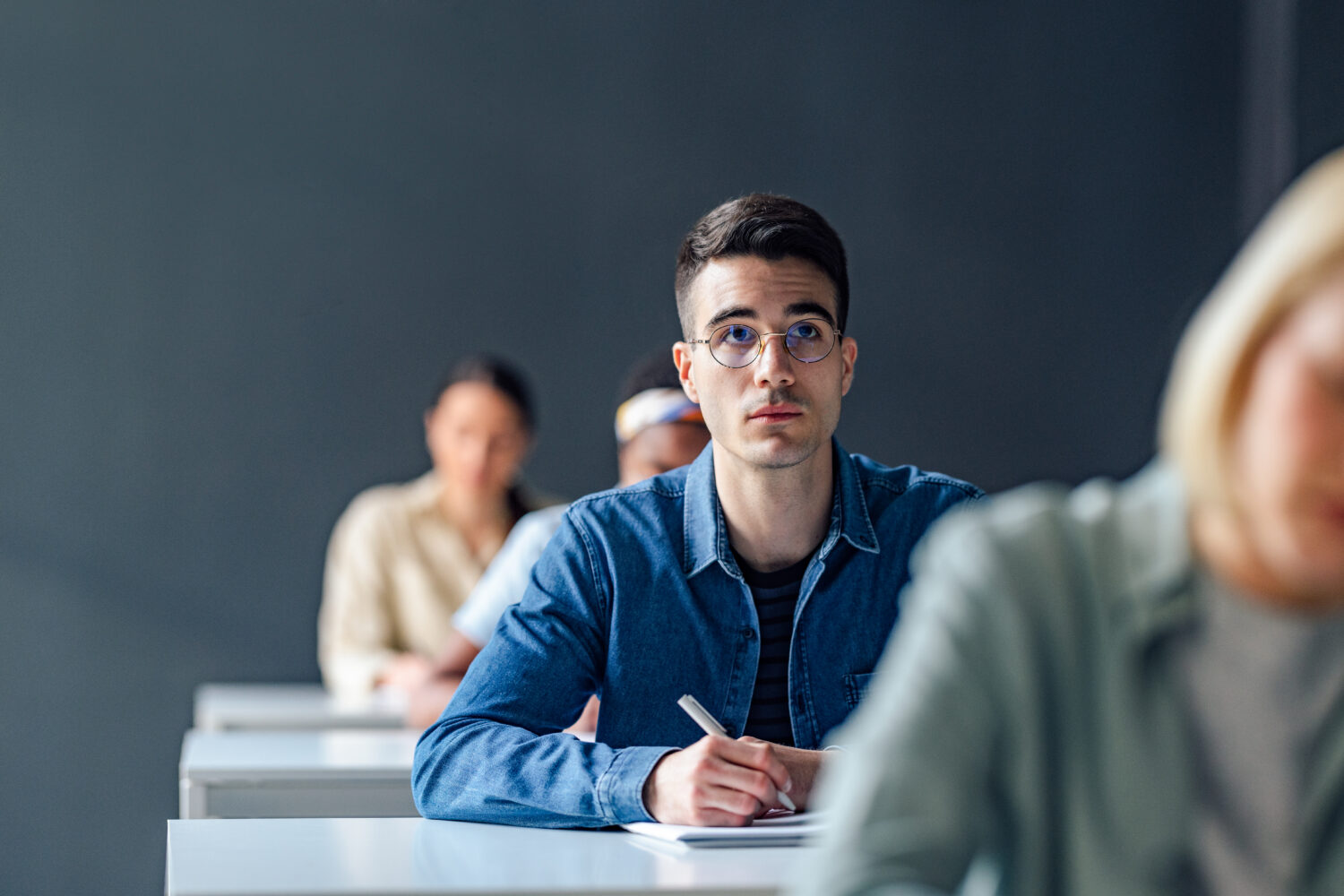Comment éviter aux élèves de faire un hors-sujet ? - VousNousIls ...