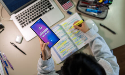 Baromètre du numérique : 68 % des 12-17 ans utilisent l&rsquo;IA pour les devoirs