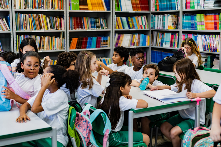 Chute vertigineuse des effectifs d&rsquo;élèves d&rsquo;ici 2035 : des classes surchargées en vue ?