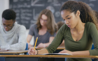 Bac 2026 : sujets et corrigés des épreuves de maths, physique-chimie et SVT