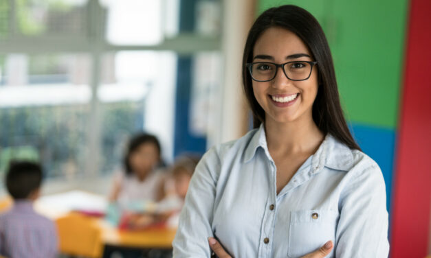 Nouveaux enseignants : un « cartable » de ressources numérique gratuites pour préparer la rentrée 2026